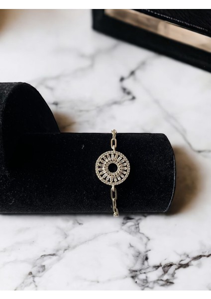 Asteria Jewelry Baget Taşlı Gold Bileklik