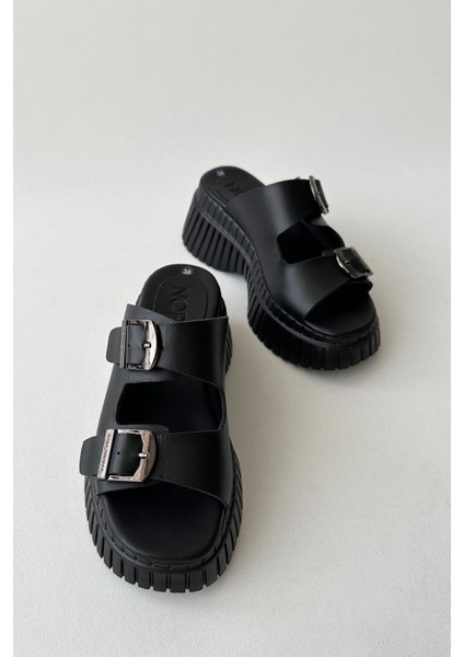 Again Siyah Deri Terlik modelleri