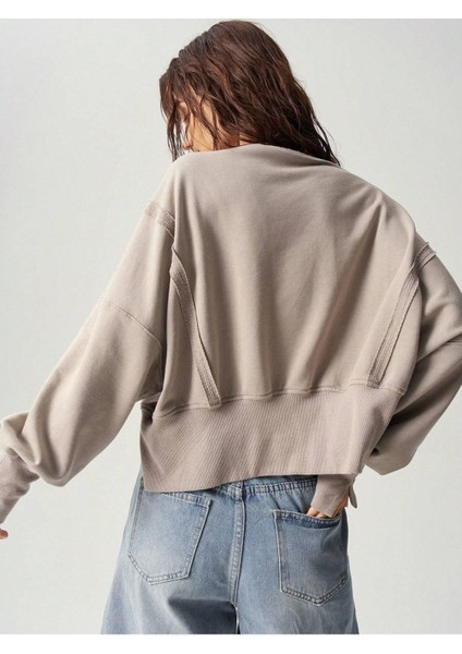 Kadın Boyamalı Gri Yanları Yırtmaç Detay Kısa Sweat fiyatları