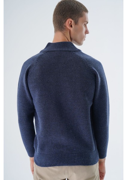Erkek Lacivert Dik Yaka Fermuarlı Düz Cepli Yün Triko Örme Hırka TRIST-5335 modelleri