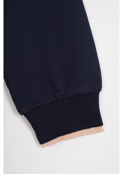 Yakası Kaşkorse Detaylı Lacivert Renk Erkek Çocuk Sweatshirt fırsatları