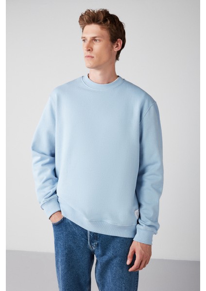 Travis Erkek Yumuşacık Kumaşlı Regular Fit Yuvarlak yakalı açık Mavi Sweatshirt fırsatları