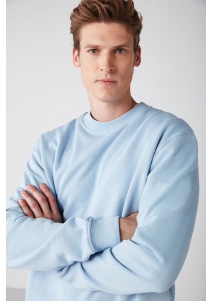 Travis Erkek Yumuşacık Kumaşlı Regular Fit Yuvarlak yakalı açık Mavi Sweatshirt indirimleri