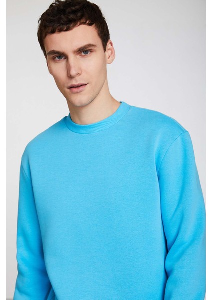 Travis Erkek Yumuşacık Kumaşlı Regular Fit Yuvarlak yakalı Turkuaz Sweatshirt fırsatları