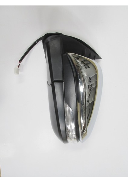 Toyota Hilux Pick Up 15/19 Kapı Aynası Sol Elektri̇kli̇/si̇nyalli̇/ni̇kelajlı (Tyg) fiyatları