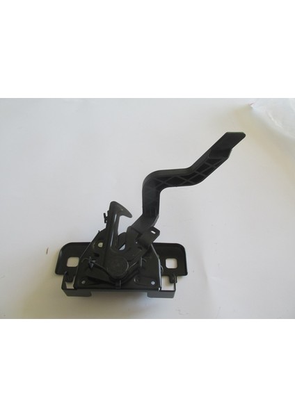 Dacia Sandero 13/20 Kaput Ki̇li̇di̇ fiyatları