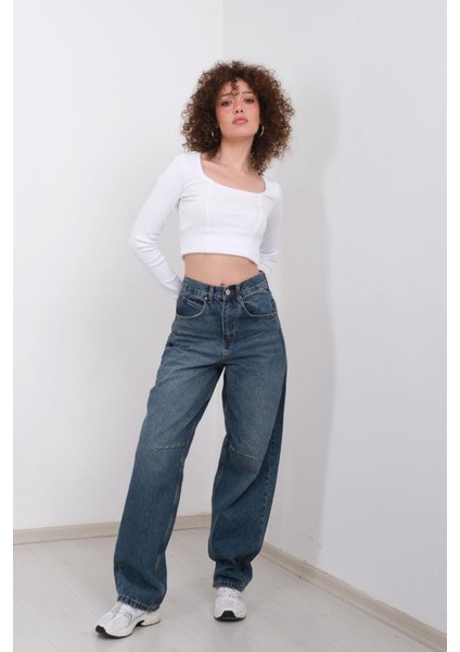 Kadın Arkası Kemer Toka Detaylı Baggy Jean - Orta Ton Tinli Yıkamalı modelleri