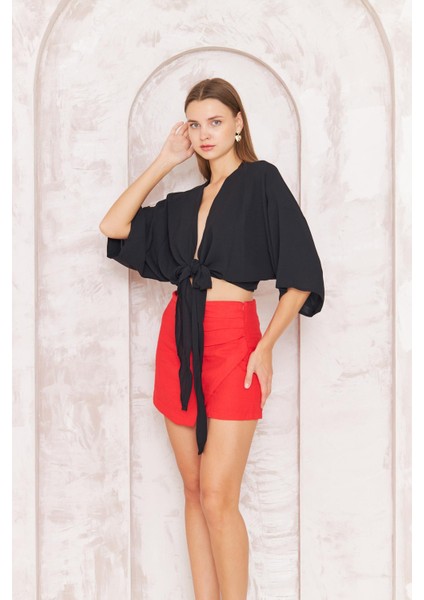 Kadın Siyah Önden Bağlamalı Crop Kimono DM7004