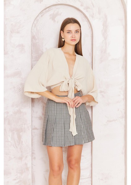 Kadın Bej Önden Bağlamalı Crop Kimono DM7004