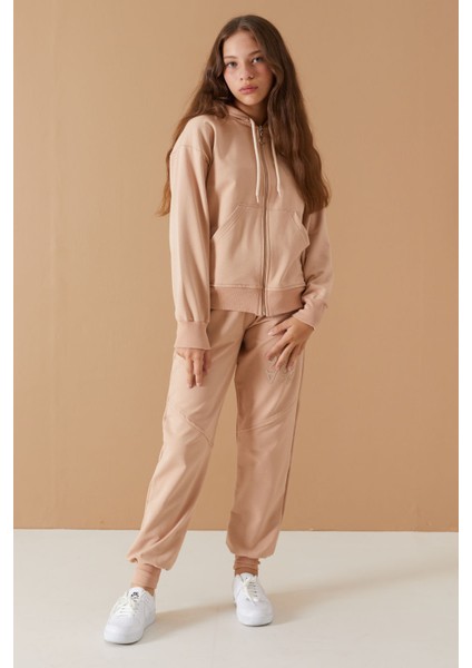 Bej Yazı Baskılı Kapüşonlu Hırkalı Kız Eşofman Takımı 19222
