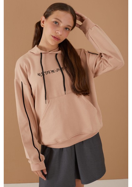 Bej Baskılı Kız Çocuk Şeritli Kapüşonlu Sweatshirt 19220