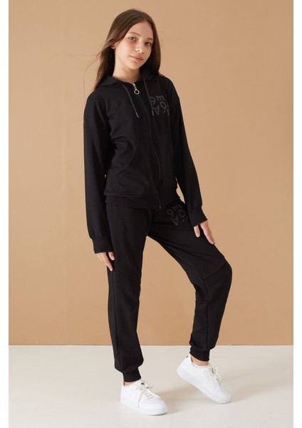 Siyah Yazı Baskılı Kapüşonlu Hırkalı Kız Eşofman Takımı 19223 modelleri