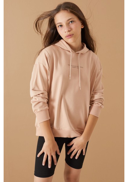 Bej Kabartmalı Yazılı Kapüşonlu Kız Çocuk Sweatshirt 19302 fırsatları