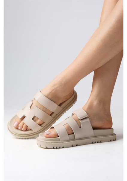 Düz Tabanlı Cırtlı Yazlık Günlük Terlik Bej