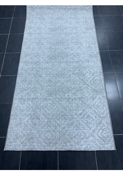 Siyah Keçeli Kaymaz Taban Yıkanabilir Yumuşak Yüzey Jel Halı modelleri