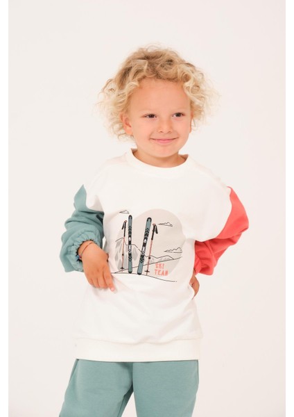 Erkek Çocuk Renkli Baskı Nakış Detaylı Sweatshirt - Mint
