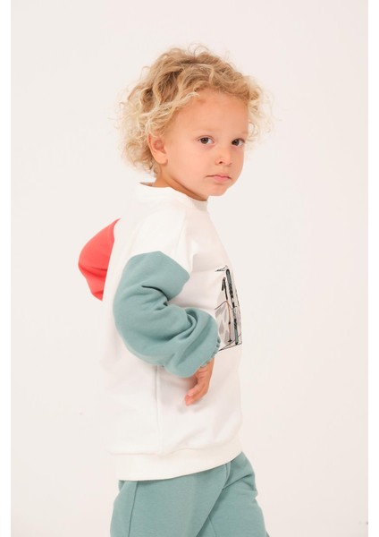 Erkek Çocuk Renkli Baskı Nakış Detaylı Sweatshirt - Mint