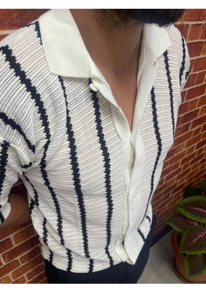 Beyaz-Siyah Çizgili Oversize Triko Gömlek