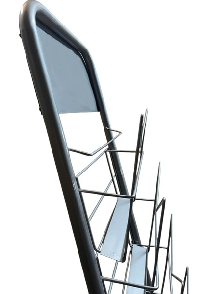 Şık ve Fonksiyonel Ayaklı Gazete Dergi Standı - 10 Cepli, Gri Metal Tasarım - Stand Sergileme