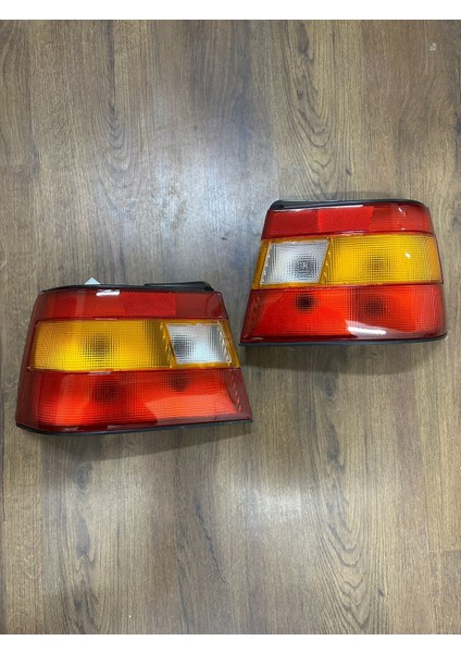 Hyundai Excel Arka Sağ Sol Stop Lambası Set 1992-1994