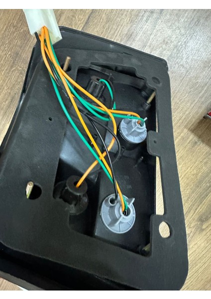 Hyundai Excel Arka Sağ Sol Stop Lambası Set 1992-1994 indirimleri