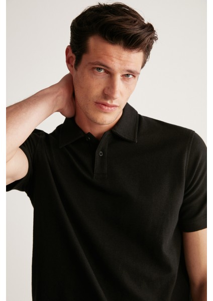 Laporte Erkek Dokulu Kumaşlı Slim Fit Siyah Polo Yaka T-Shirt fırsatları