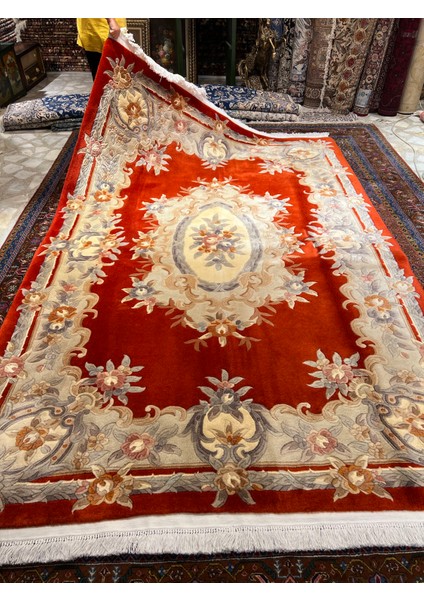 El Dokuma Kabartmalı Çin Halısıdır Ebat 270X185