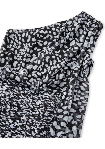 Asimetrik Kol Drapeli Elbise fırsatları