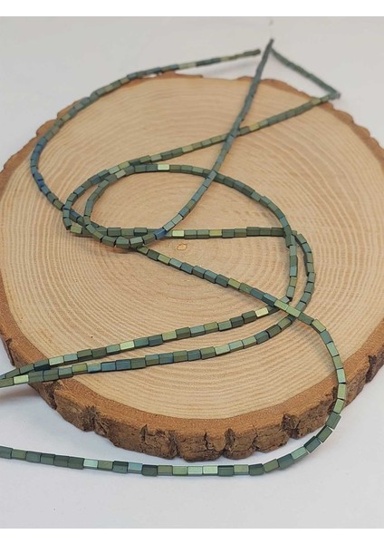 Çeyrek Dizi (9cm Uzunluğundadır!) Hematit Taşı Çeyrek Dizi 2*4mm (49662) fırsatları