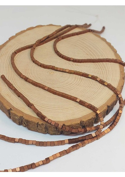 Çeyrek Dizi (9cm Uzunluğundadır!) Hematit Taşı Küp Şekilli 3mm Çeyrek Dizi (48110) fırsatları