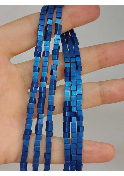 Çeyrek Dizi (9cm Uzunluğundadır!) Hematit Taşı Küp Şekilli 3mm Çeyrek Dizi (48112)