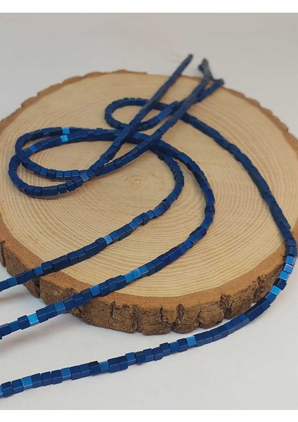 Çeyrek Dizi (9cm Uzunluğundadır!) Hematit Taşı Küp Şekilli 3mm Çeyrek Dizi (48112) fırsatları