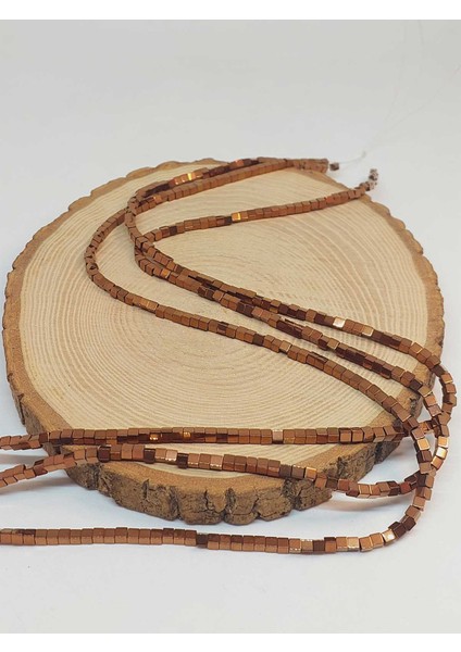 Çeyrek Dizi (9cm Uzunluğundadır!) Hematit Taşı Küp Şekilli 3mm Çeyrek Dizi (48118) fırsatları