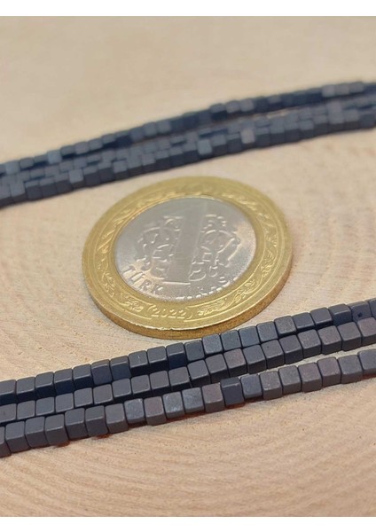 Çeyrek Dizi (9cm Uzunluğundadır!) Hematit Taşı Çeyrek Dizi 2*2mm (49644) modelleri