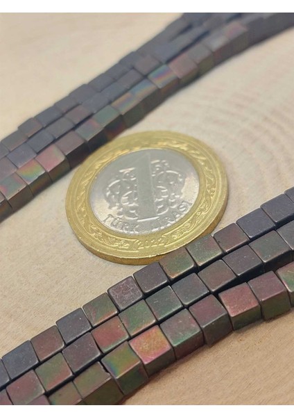 Çeyrek Dizi (9cm Uzunluğundadır!) Hematit Taşı Küp Şekilli 4mm Çeyrek Dizi (49672) modelleri