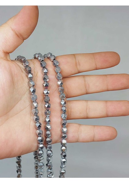 Çeyrek Dizi (9cm Uzunluğundadır!) Hematit Taşı Şekilli 5*5.5mm Çeyrek Dizi (52338)