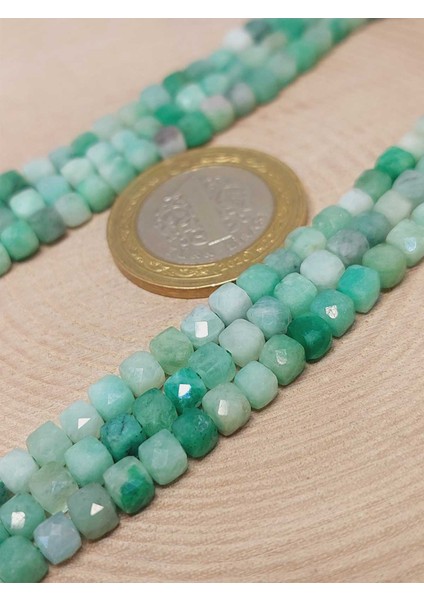 Çeyrek Dizi (9cm Uzunluğundadır!) Zümrüt Taşı Küp Şekilli Çeyrek Dizi 4mm (45908) modelleri