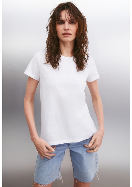 Samantha Kadın Comfort Fit %100 Organik Pamuklu Basic Örme Beyaz T-shirt