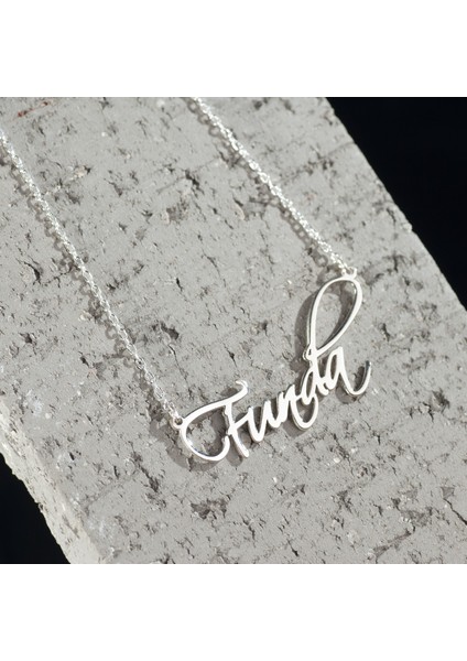 925 Ayar Gümüş Zarif Isim Detaylı Kolye Özel Tasarım fiyatları