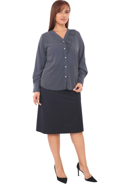 Puantiyeli Büyük Beden Klasik Gömlek fiyatları