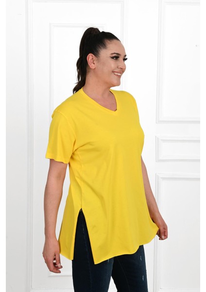 Kadın V Yaka Yırtmaçlı Büyük T-Shirt 1199-22 modelleri