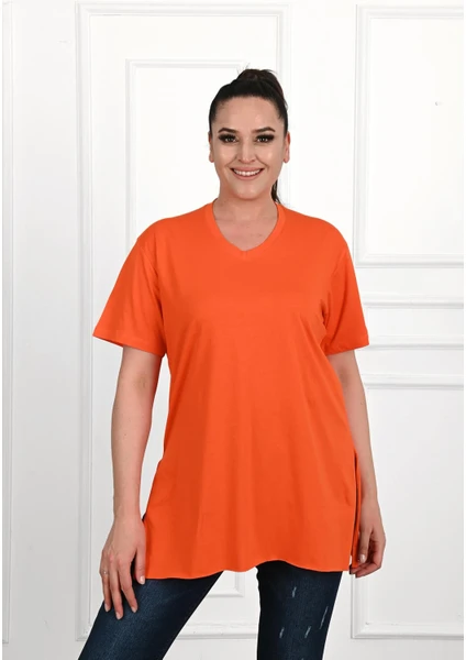 Moda Xlarge Kadın V Yaka Yırtmaçlı Büyük T-Shirt 1199-22