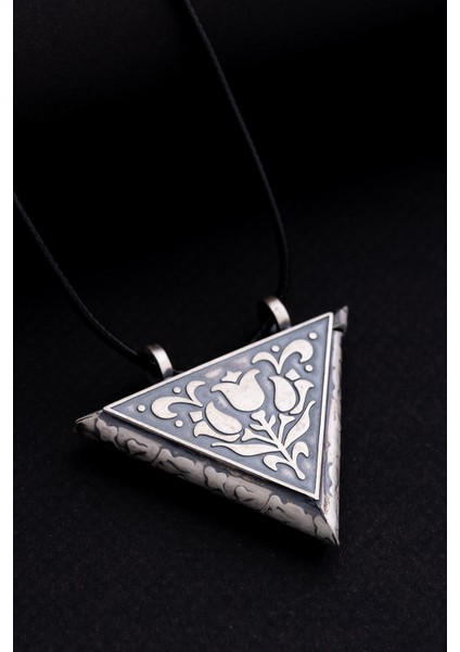 Orta Boy Lale Modeli Gümüş Muska Cevşen Haznesi modelleri