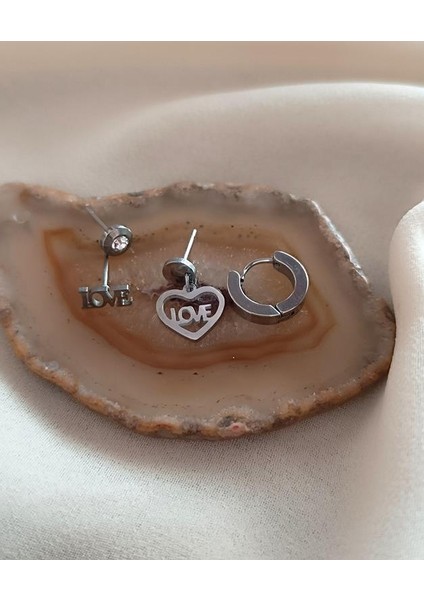 Küpe 4 Lü Set Kararmaz Çelik 316L Lüks Küpe Love Kalp Renk Gri Taşlı Küpe fırsatları
