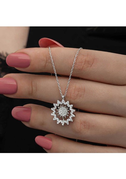 925 Ayar Gümüş Güneş Kadın Kolye