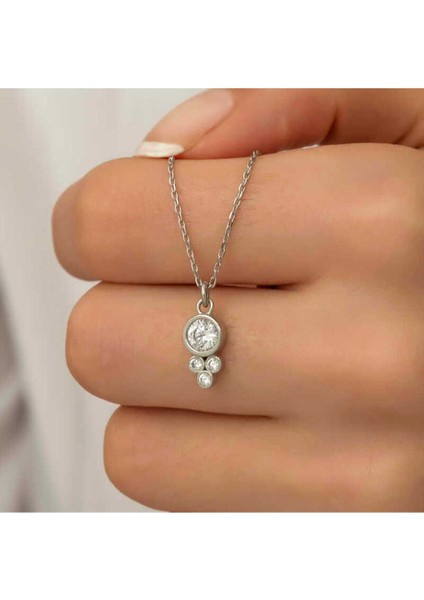 925 Ayar Gümüş Çiğ Damlası Yuvarlak Tektaş Kadın Kolye