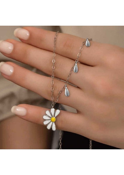 925 Ayar Gümüş Rodyum Papatya Seviyor Sevmiyor Kadın Kolye