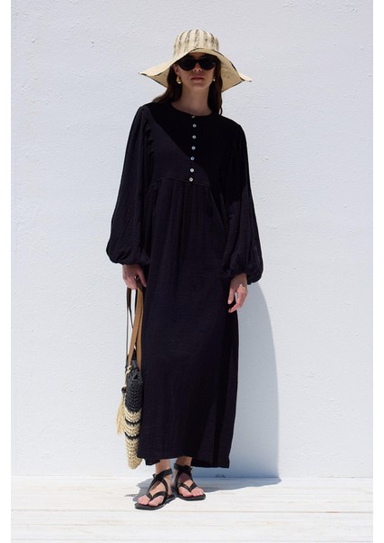 Pile Detaylı Müslin Elbise Siyah