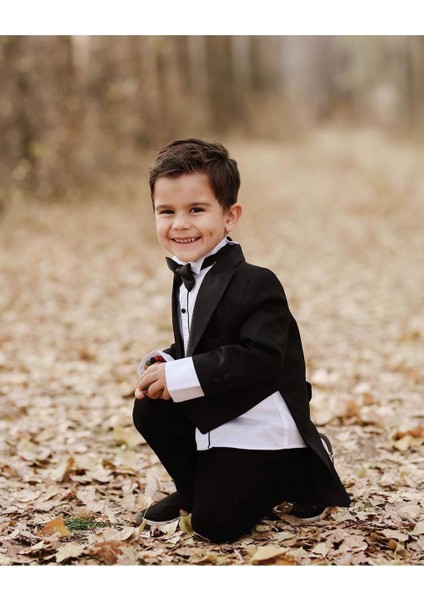 Erkek Çocuk Beyaz Frak Smokin