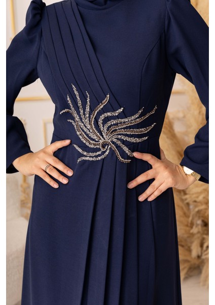 Taş ve Boncuk Işlemeli Pliseli Tesettür Abiye (Büyük Beden) (K1050) indirimleri